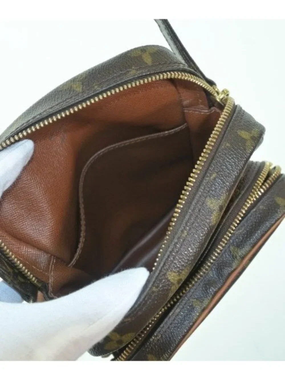Louis Vuitton Shoulder Bag